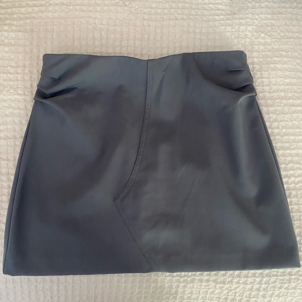 Zara Skirt! Size Small